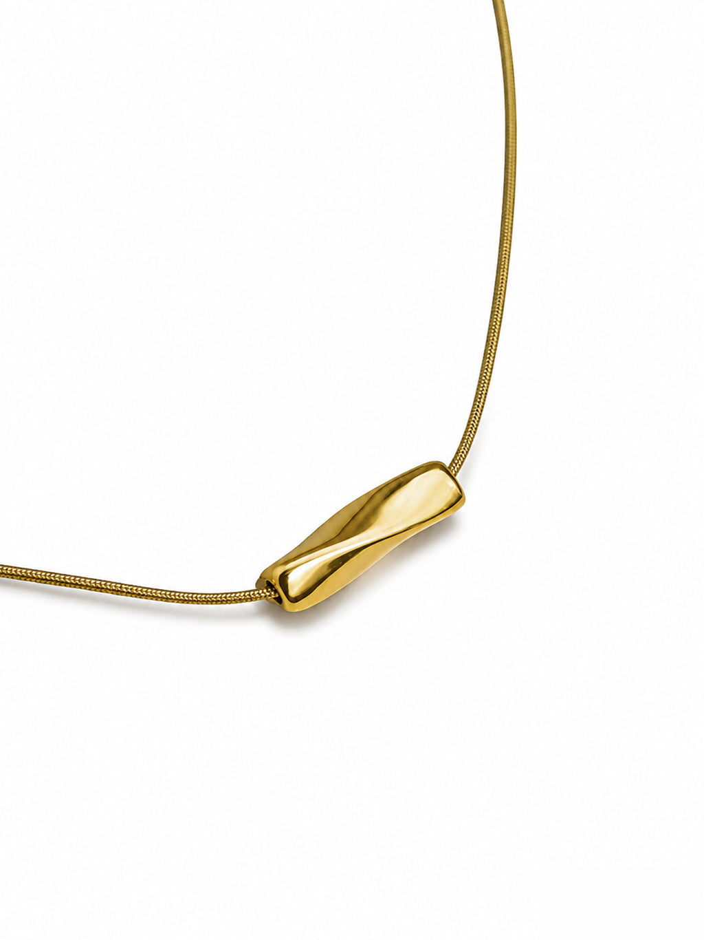 Haven Bar Necklace