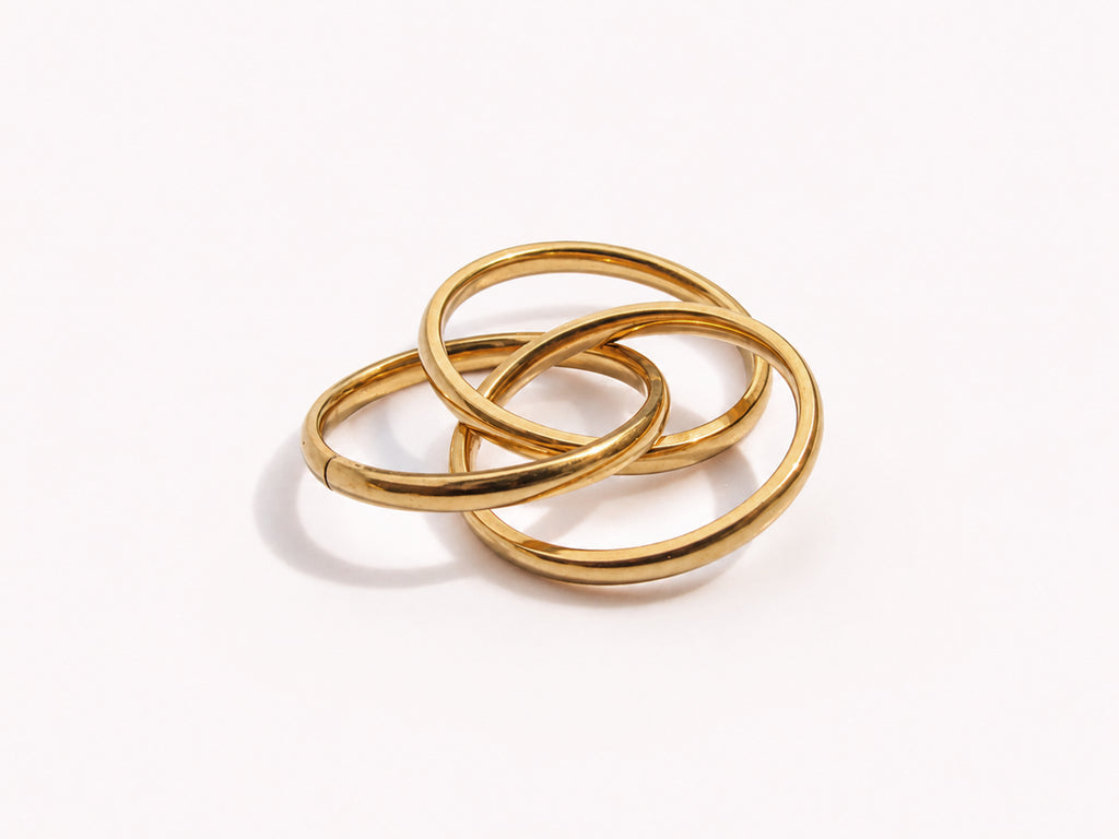 Trifold ring
